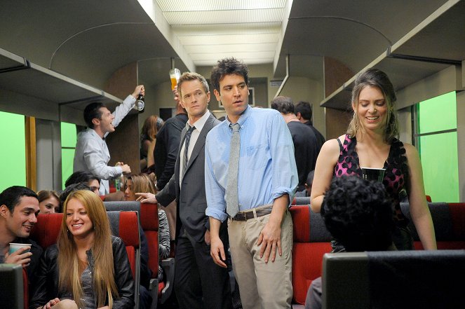 Jak poznałem waszą matkę - Pijany pociąg - Z filmu - Neil Patrick Harris, Josh Radnor