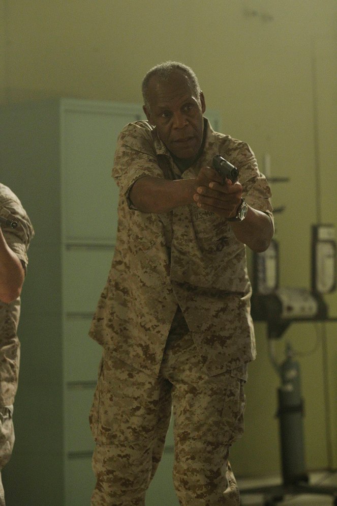 Extraction - Photos - Danny Glover