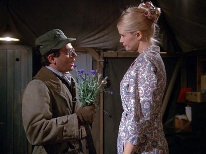 M*A*S*H - For Want of a Boot - Film - Gary Burghoff