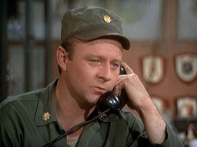 M*A*S*H - The Chosen People - Film - Larry Linville