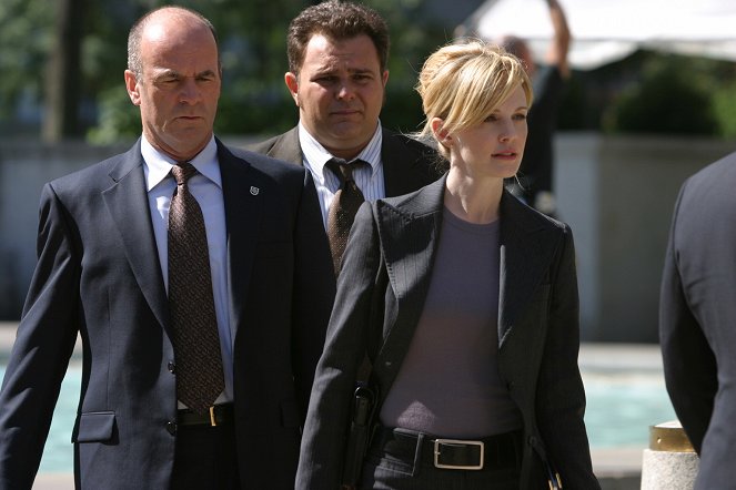 Dowody zbrodni - Season 3 - Obietnica - Z filmu - John Finn, Jeremy Ratchford, Kathryn Morris
