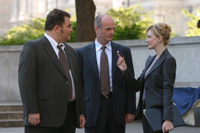 Cold Case - Season 3 - The Promise - Photos - Jeremy Ratchford, John Finn, Kathryn Morris