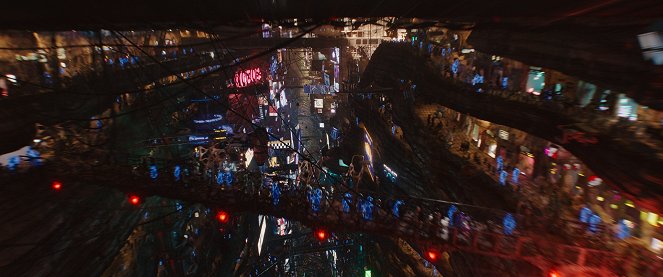 Valerian and the City of a Thousand Planets - Photos