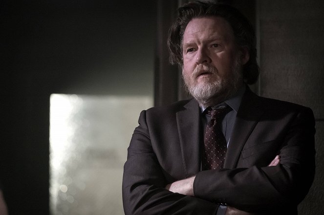 Gotham - Heroes Rise: All Will Be Judged - Van film - Donal Logue