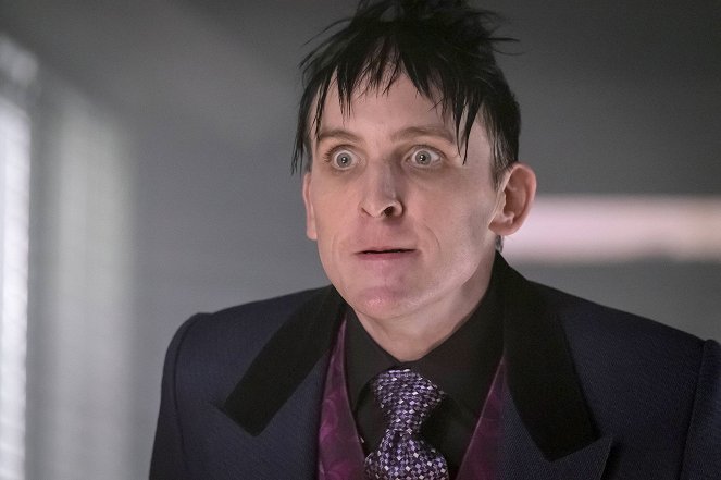 Gotham - Six pieds sous terre - Film - Robin Lord Taylor
