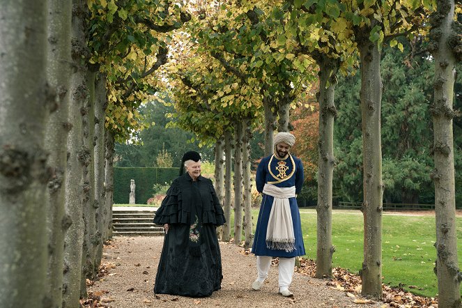 La reina Victoria y Abdul - De la película - Judi Dench, Ali Fazal