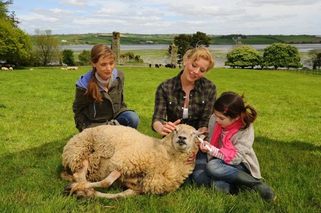 Naše farma v Irsku: Tajnosti - Z filmu - Lea Faßbender, Eva Habermann, Noemi Slawinski