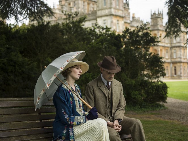 Downton Abbey - Season 6 - Les Soeurs ennemies - Photos - Laura Carmichael, Harry Hadden-Paton