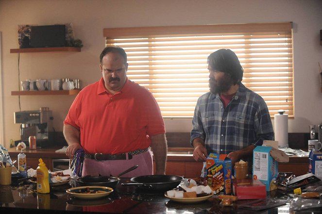 The Last Man on Earth - Crickets - Film - Mel Rodriguez, Will Forte