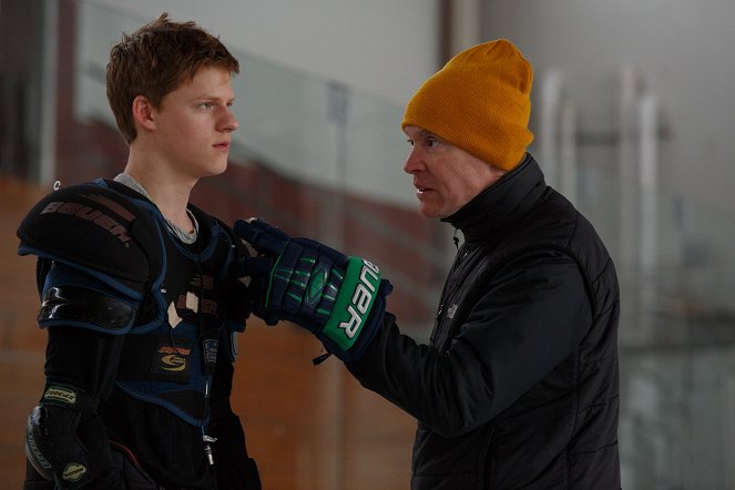 Manchester by the Sea - Z filmu - Lucas Hedges, Tate Donovan