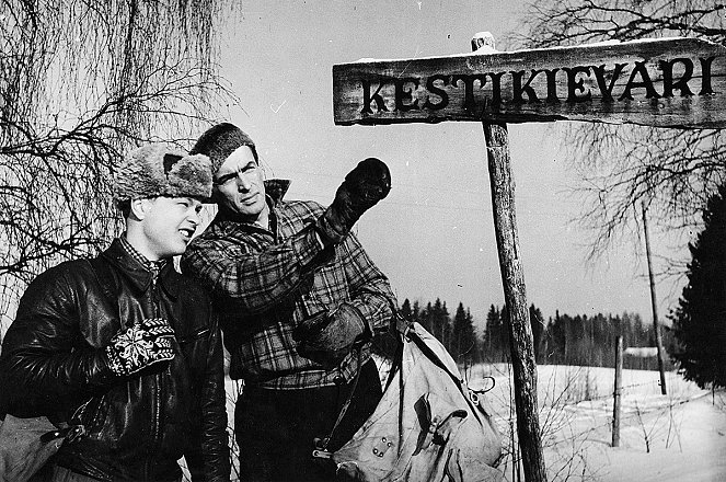 Kummituskievari - De la película - Arto Mäkelä, Tapio Rautavaara