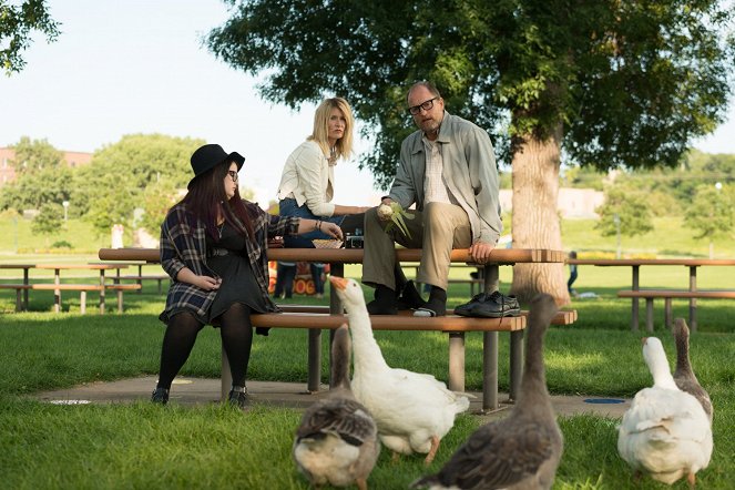 Wilson - Photos - Laura Dern, Woody Harrelson