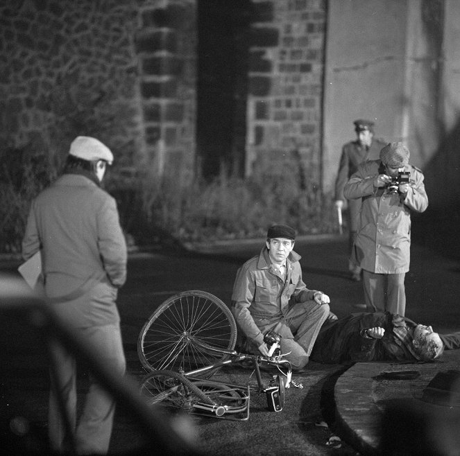 Bezirksverwaltung der 'K' Prag - Cyklista - Filmfotos - Jiří Krampol
