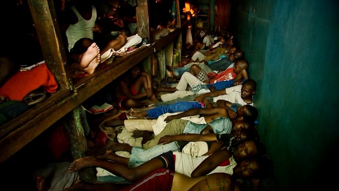 Za mřížemi: Nejkrutější věznice světa - Z filmu