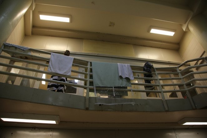 Behind Bars: The World's Toughest Prisons - Van film