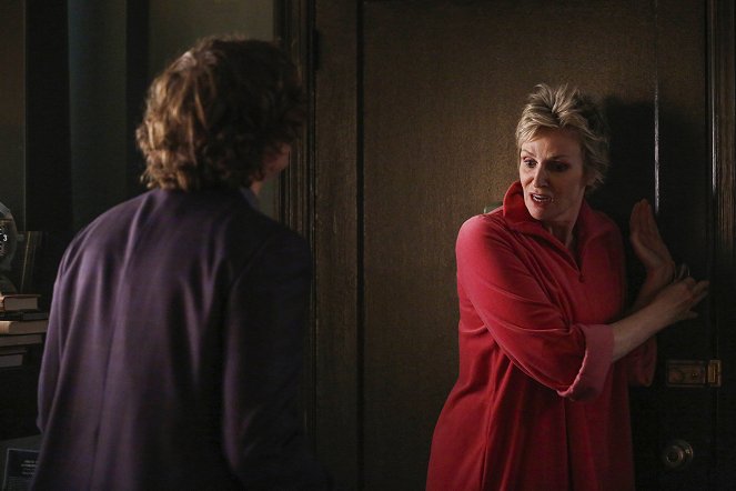 Criminal Minds - Season 12 - Surface Tension - Photos - Jane Lynch