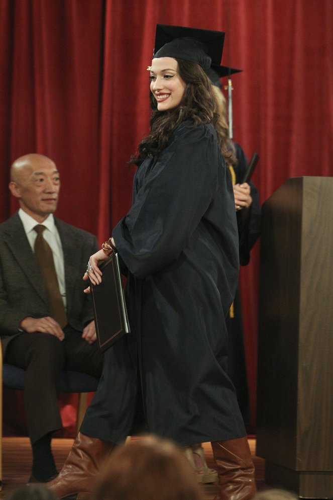 2 Broke Girls - And the First Degree - Photos - Kat Dennings