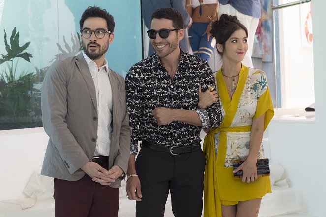 Sense8 - If All the World's a Stage, Identity Is Nothing But a Costume - Filmfotók - Alfonso Herrera, Miguel Ángel Silvestre