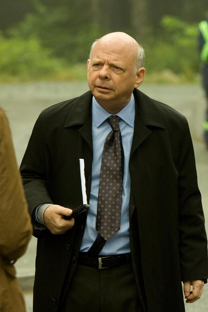 Eureka - Clash of the Titans - Photos - Wallace Shawn