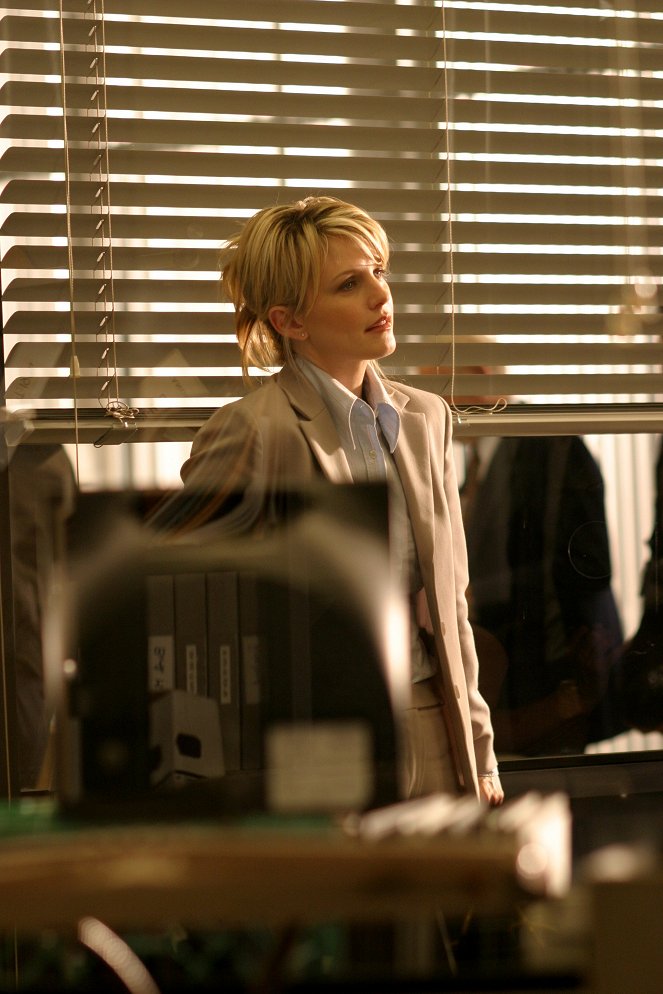 Cold Case : Affaires classées - Season 1 - Des gens bien - Film - Kathryn Morris