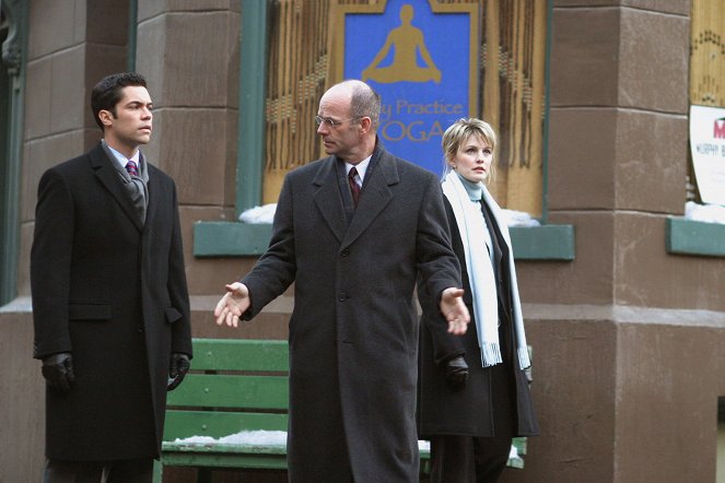 Cold Case - Kein Opfer ist je vergessen - Season 1 - Stillmans Fall - Filmfotos - Danny Pino, John Finn, Kathryn Morris