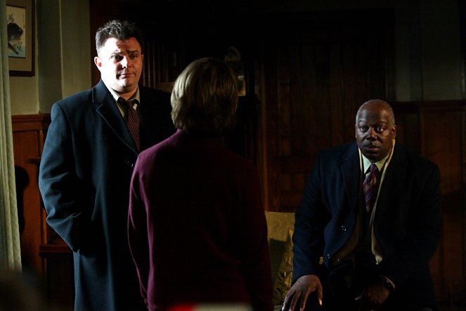 Cold Case - Season 1 - The Letter - Photos - Jeremy Ratchford, Thom Barry