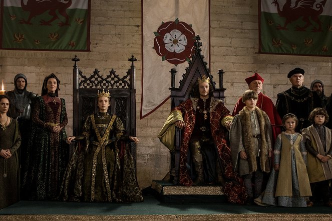 The White Princess - Old Curses - Filmfotos - Michelle Fairley, Jodie Comer, Jacob Collins-Levy