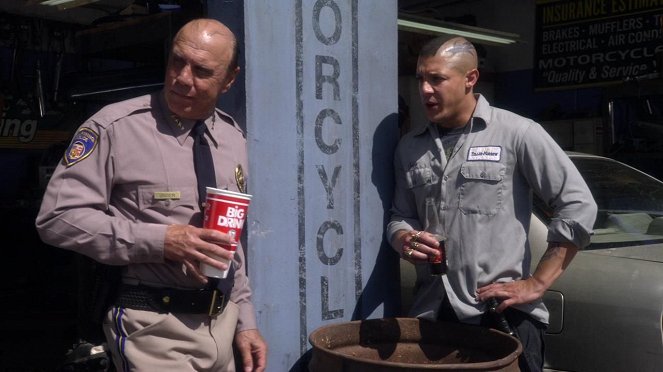 Sons of Anarchy - Falx Cerebri - Photos - Dayton Callie, Theo Rossi