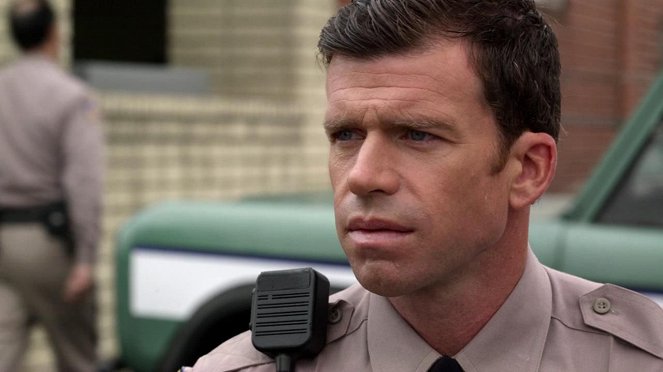 Sons of Anarchy - Service - Photos - Taylor Sheridan