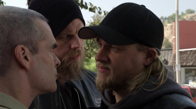 Sons of Anarchy - A hora da vingança - Do filme - Henry Rollins, Ryan Hurst, Charlie Hunnam