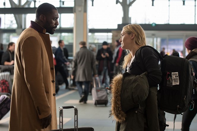 Hora medzi nami - Z filmu - Idris Elba, Kate Winslet