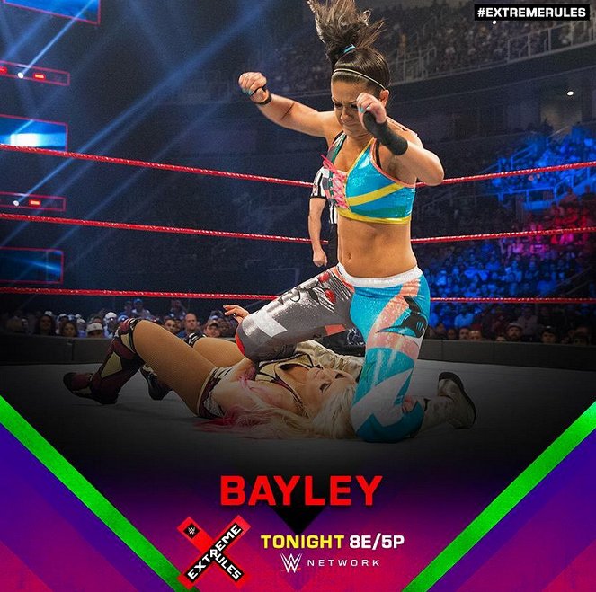 WWE Extreme Rules - Werbefoto - Pamela Martinez