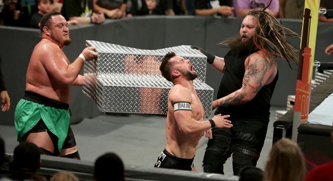 WWE Extreme Rules - Filmfotos - Joe Seanoa, Fergal Devitt, Windham Rotunda