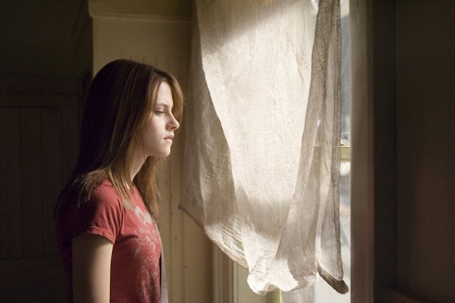 The Messengers - Photos - Kristen Stewart