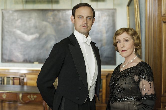 Downton Abbey - Season 6 - Downtonban karácsony van - Promóció fotók - Harry Hadden-Paton, Patricia Hodge