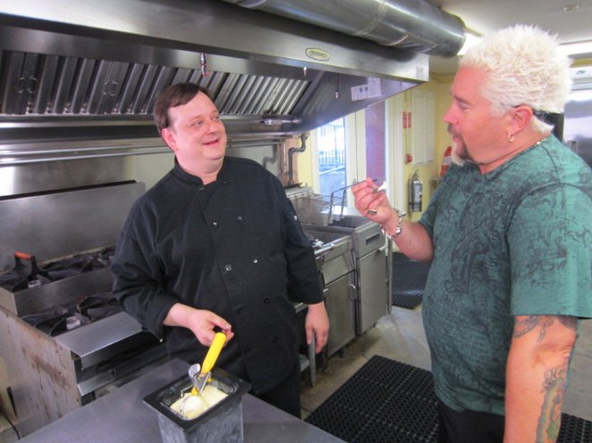 Diners, Drive-Ins and Dives - Van film - Guy Fieri