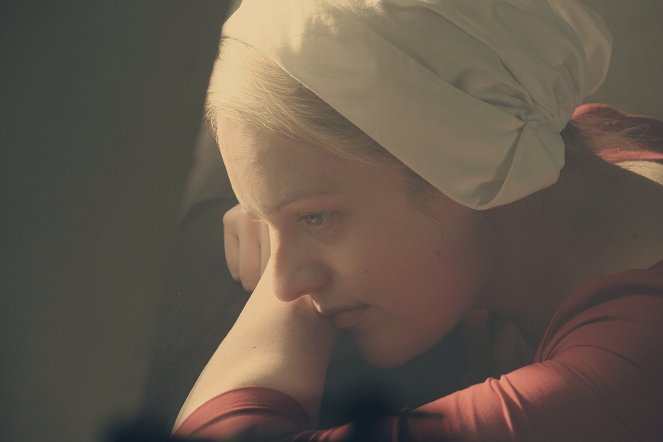 The Handmaid's Tale : La servante écarlate - Nuit - Film - Elisabeth Moss