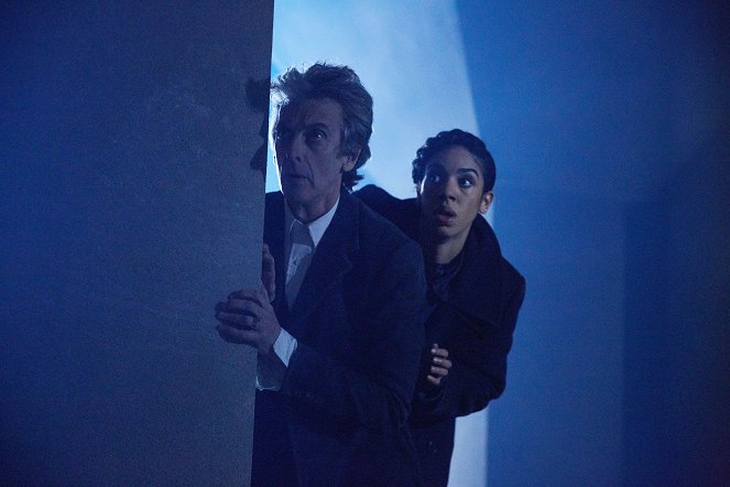 Doctor Who - The Lie of the Land - Van film - Peter Capaldi, Pearl Mackie