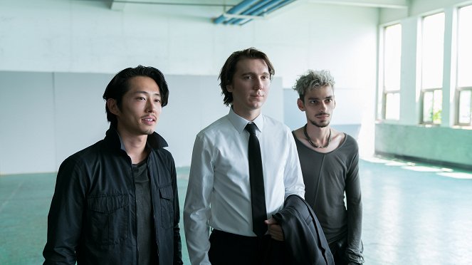 Okja - Z filmu - Steven Yeun, Paul Dano, Devon Bostick