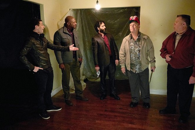 Brooklyn Nine-Nine - Paranoia - Van film - Andy Samberg, Terry Crews, Jason Mantzoukas, Dirk Blocker, Joel McKinnon Miller