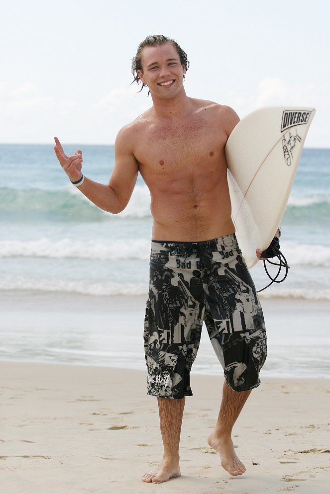 Taylor má trable - Learning to Surf - Z filmu - Lincoln Lewis