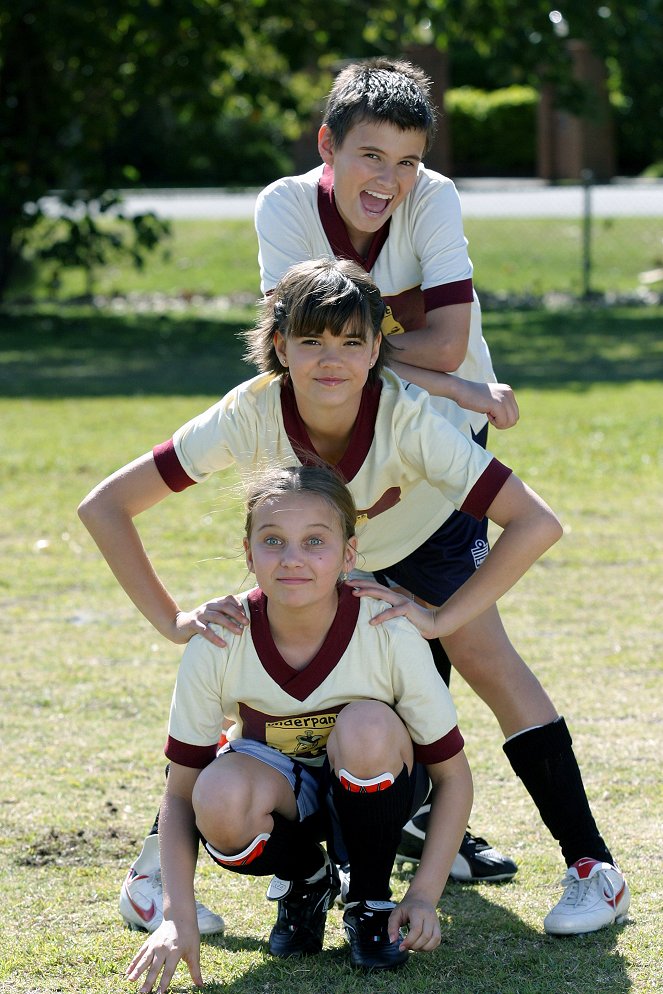 Mortified - The Big Game - Photos - Marny Kennedy, Maia Mitchell