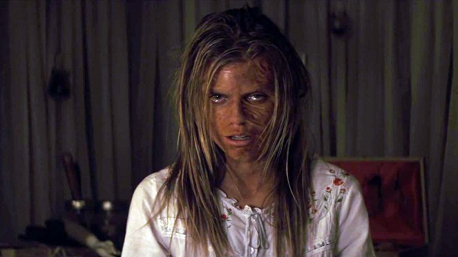 Trash Fire - Film - AnnaLynne McCord