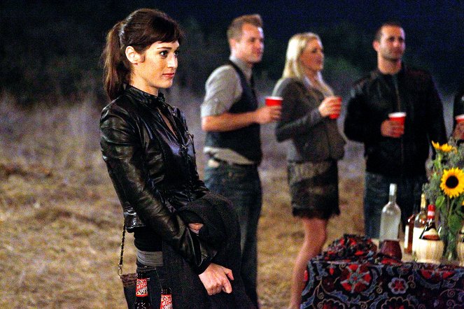 New Girl - The Story of the 50 - Photos - Lizzy Caplan