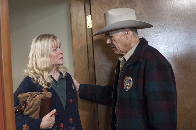 Twin Peaks - Episode 6 - Filmfotók - Candy Clark, Robert Forster