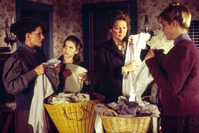 Avonlea – Das Mädchen aus der Stadt - Filmfotos - Jackie Burroughs