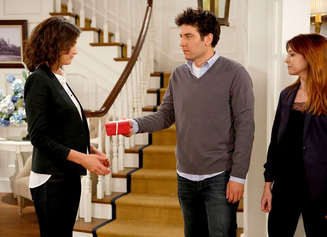 How I Met Your Mother - Season 9 - The Locket - Photos - Cobie Smulders, Josh Radnor, Alyson Hannigan