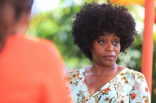 Death in Paradise - The Secret of the Flame Tree - Photos