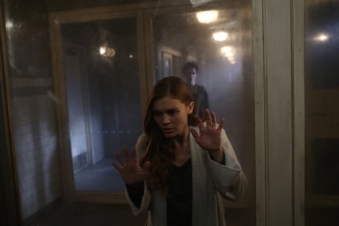 Teen Wolf - The Sword and the Spirit - Photos - Holland Roden
