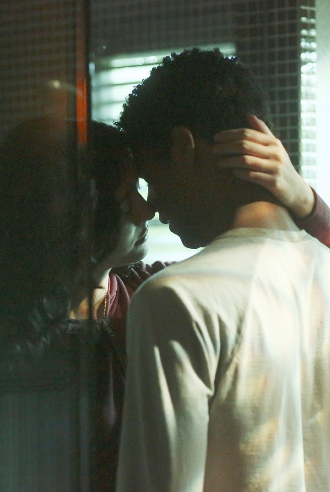 How to Get Away with Murder - Passages à l'acte - Film - Katie Findlay, Alfred Enoch